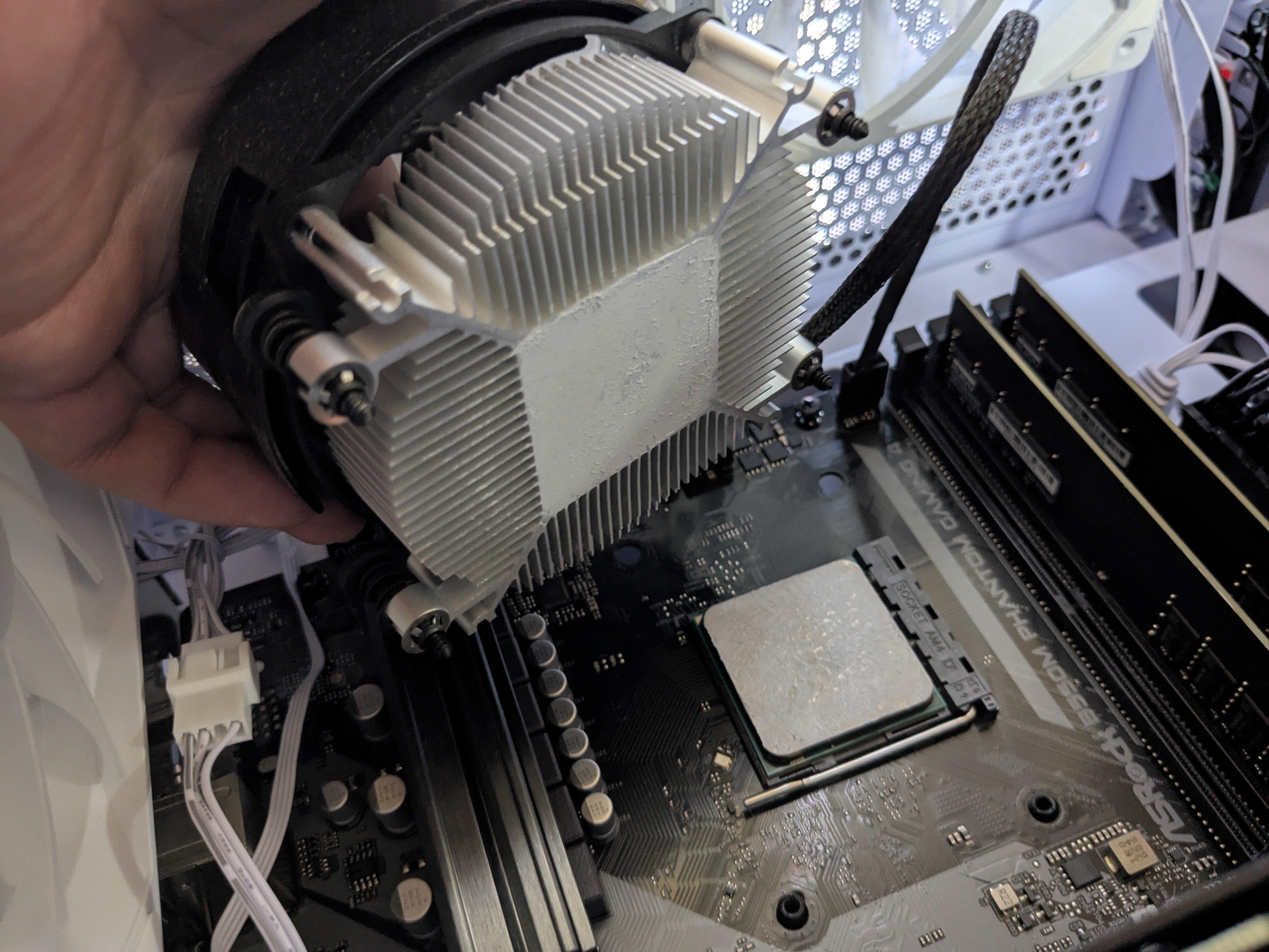 CPU交換】Ryzen5-5600G→Ryzen7-5700Xへの交換(すっぽん回避)メモ【AM4