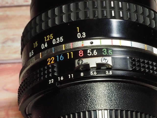 レンズ沼の歩き方」NIKON Ai-Nikkor 20mm F3.5｜saphirinus