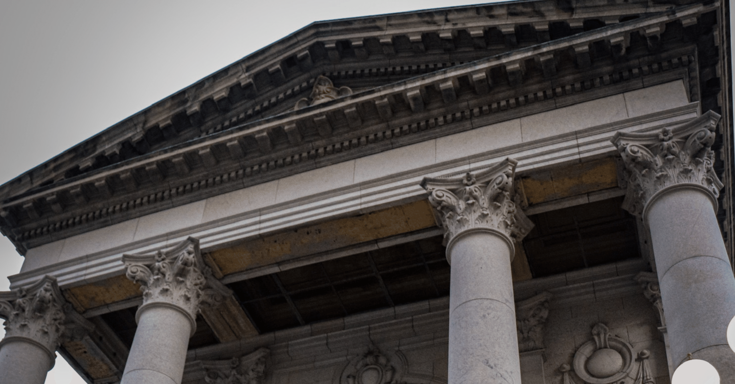 コラム】コリント式？、イオニア式？、ドリス式？オーダーの種類と特徴