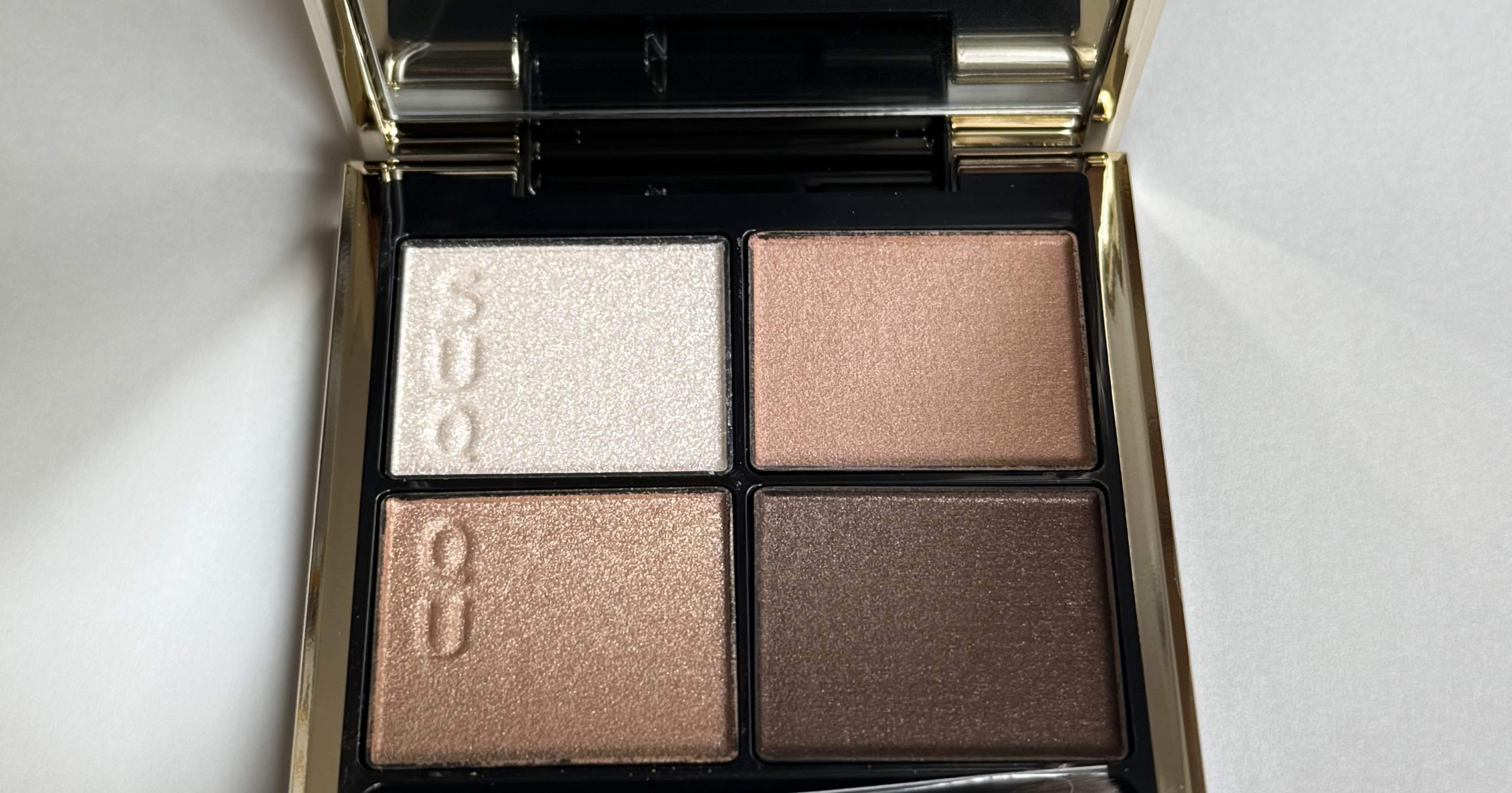 SUQQU シグニチャーカラーアイズ 15凛覗｜かがり