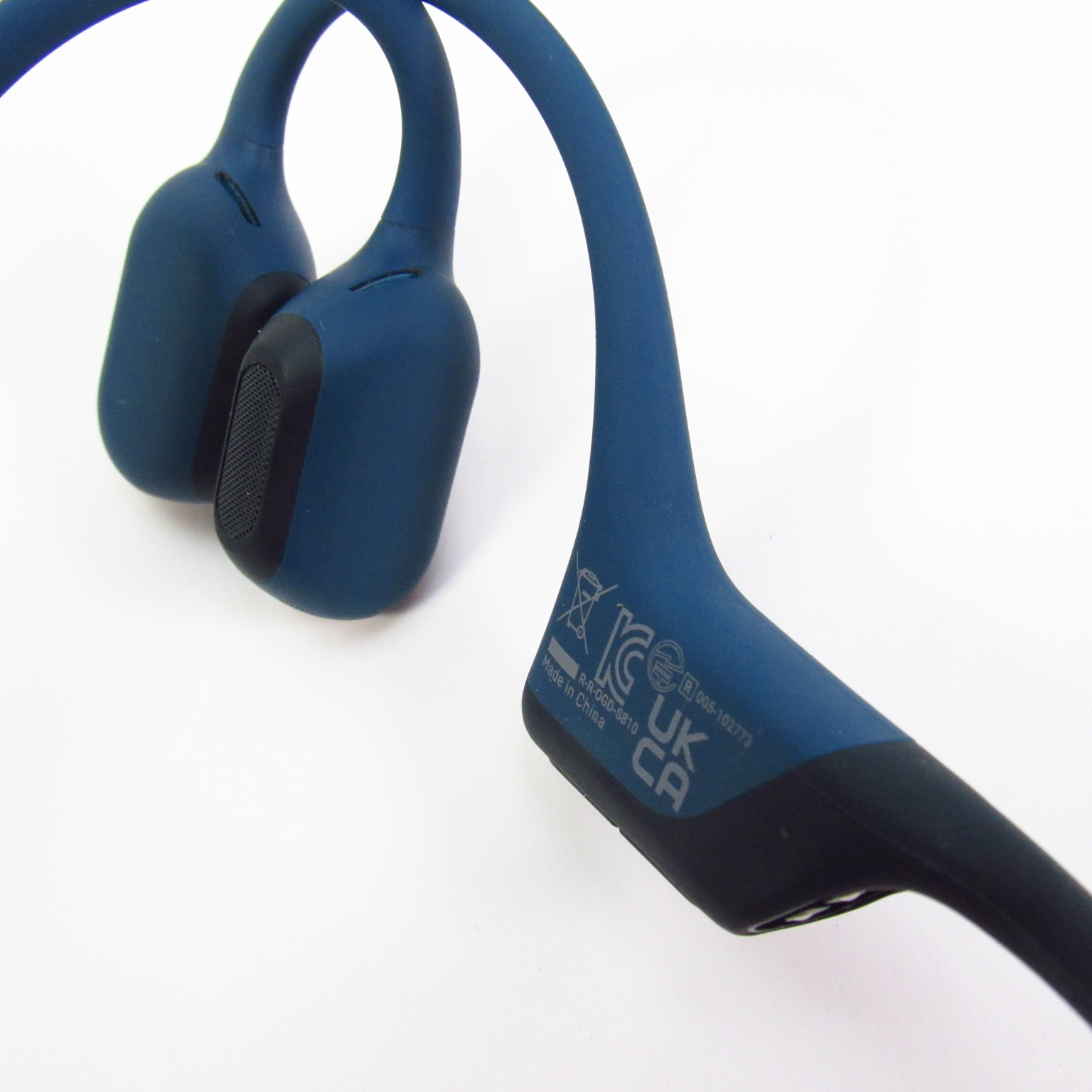 Shokz S810 OpenRun Pro Open-Ear Bluetooth Bone Conduction Sport