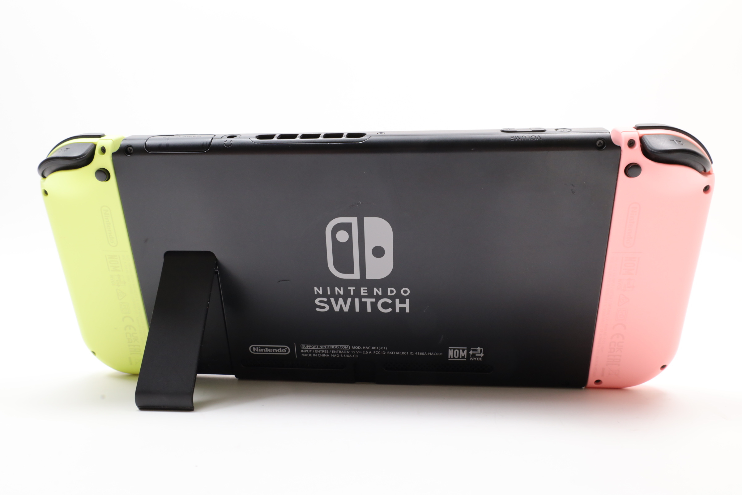 Nintendo Switch HAC-001(-01) 32GB Video Game System - Pastel Pink