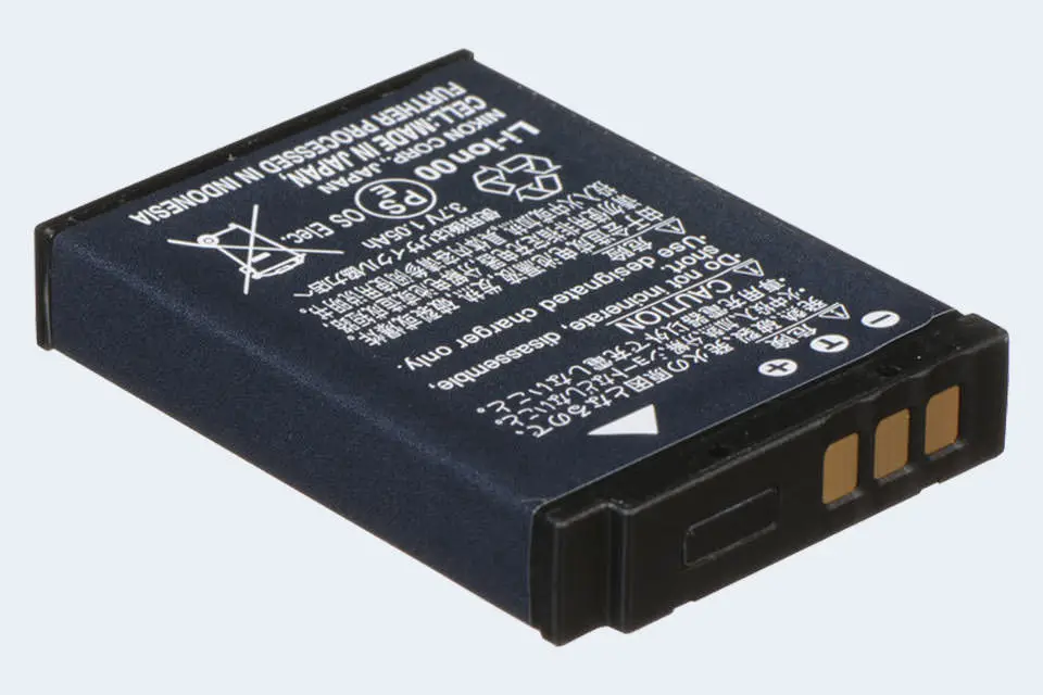 Nikon S9700 battery: what are the options?