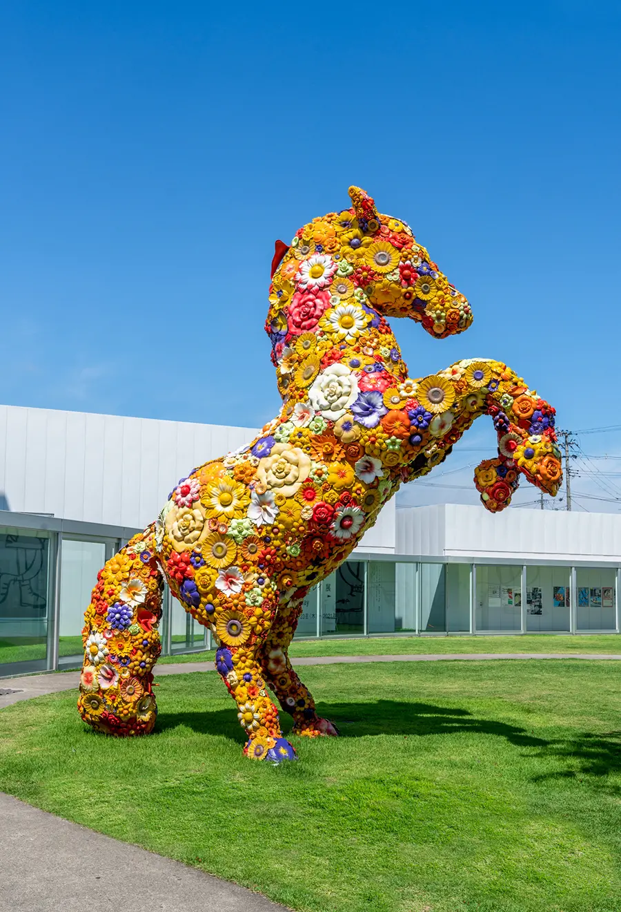 フラワー・ホース by チェ・ジョンファ | 現代アートの販売・通販