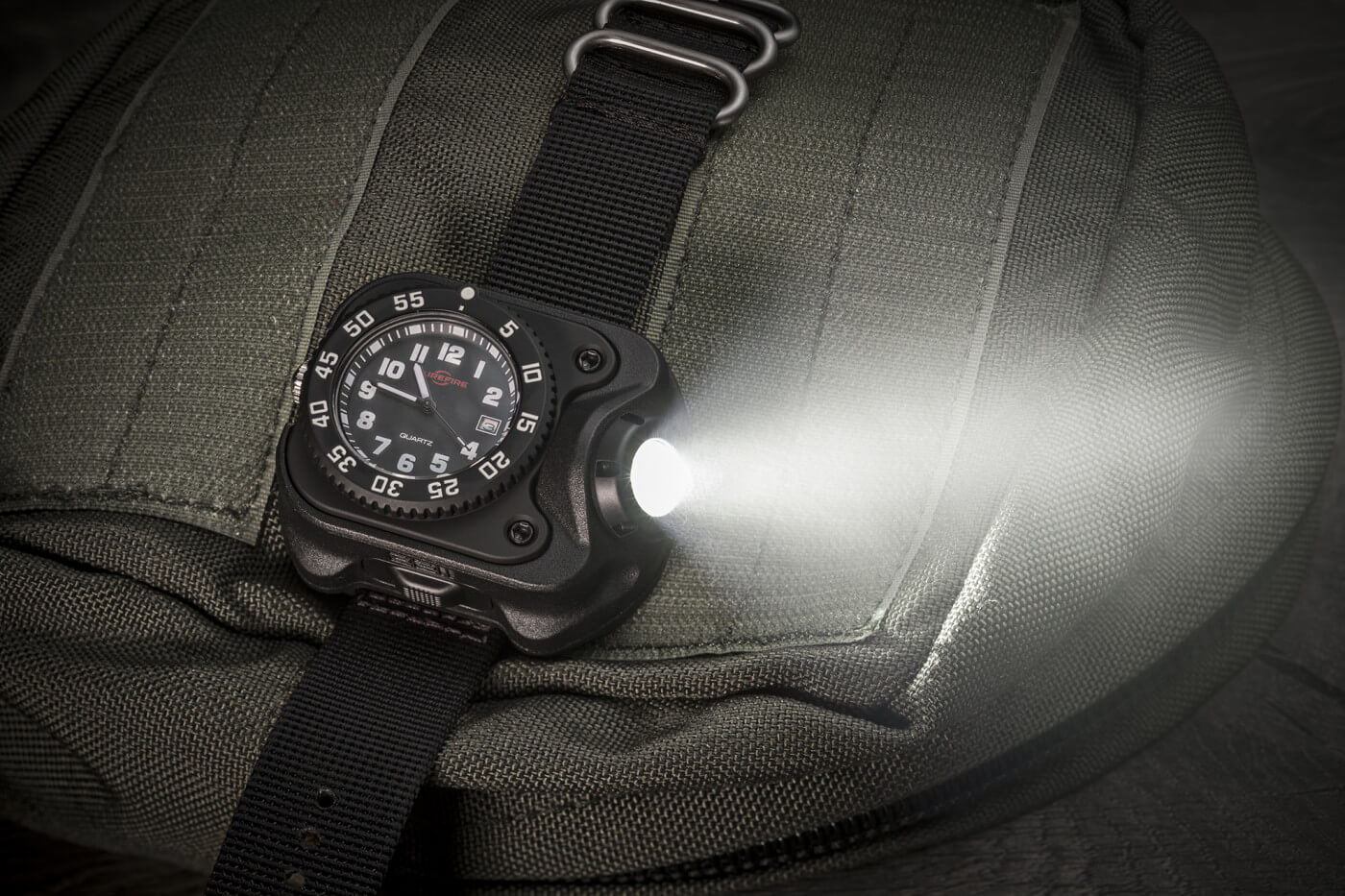 SUREFIRE 2211 WRISTLIGHTS - Hands-free Lighting Solutions