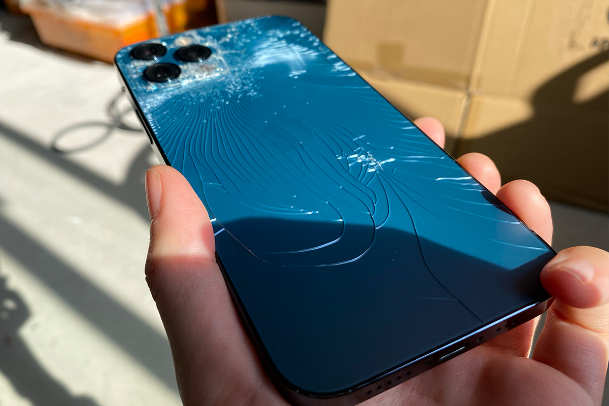 iPhone 12 Pro バックパネル パシフィックブルー交換修理 | APPLEMAC