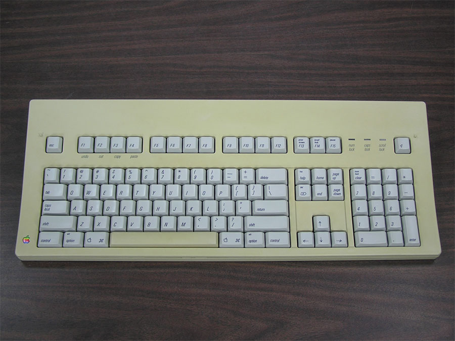 Apple Extended Keyboard – Apple Rescue of Denver