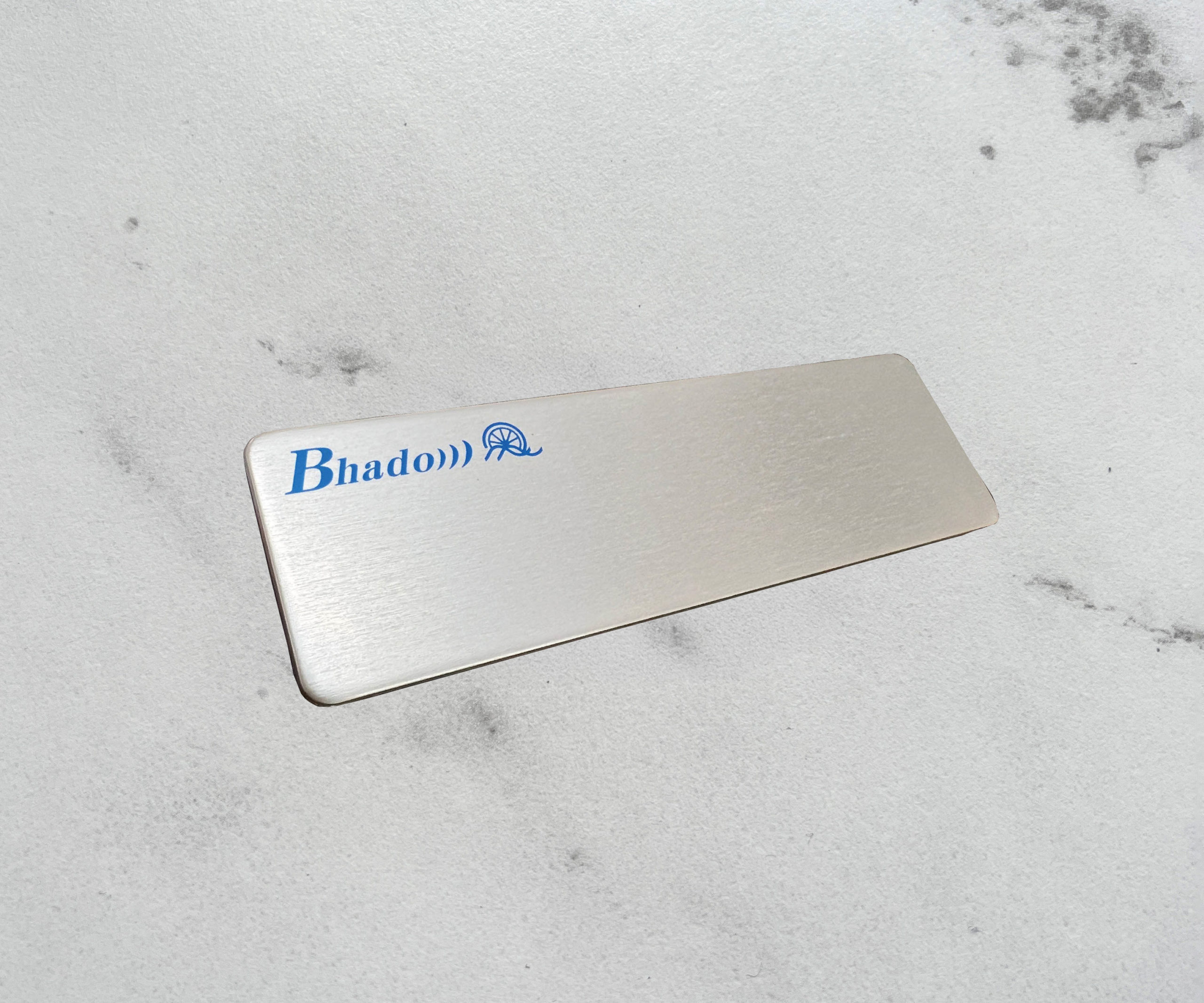 Bhado))) / クルマノバディ | 株式会社アルコバレーノ