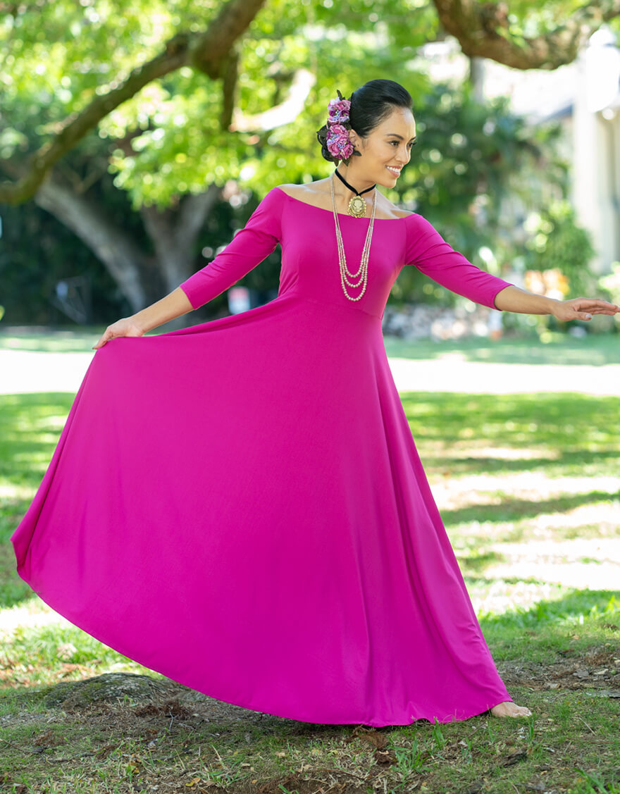 美品 フラメンコ衣装】鮮やかピンク×水玉 アトリエ貴美恵 ドレス