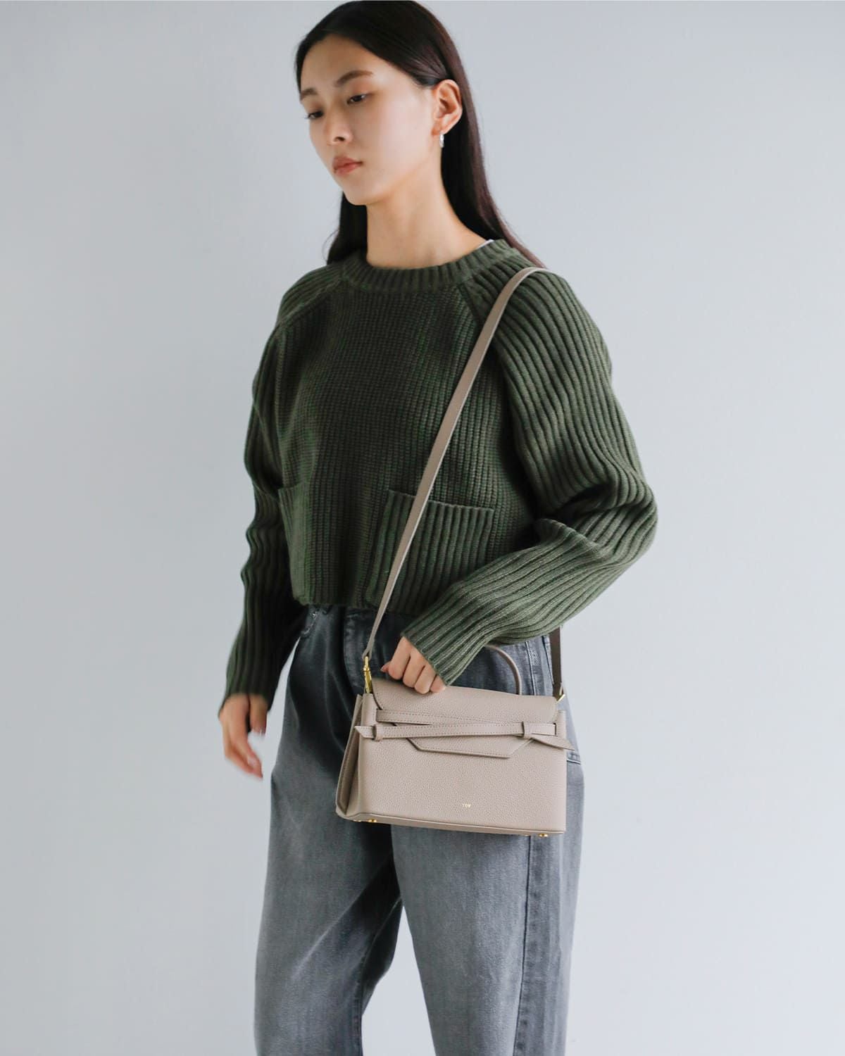 TOV トーヴ カウレザー シボ クロスリボン 2way ショルダー