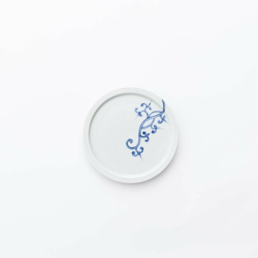 岡晋吾 5寸天平 平皿 竜唐草 – ARITA PORCELAIN LAB [公式オンライン