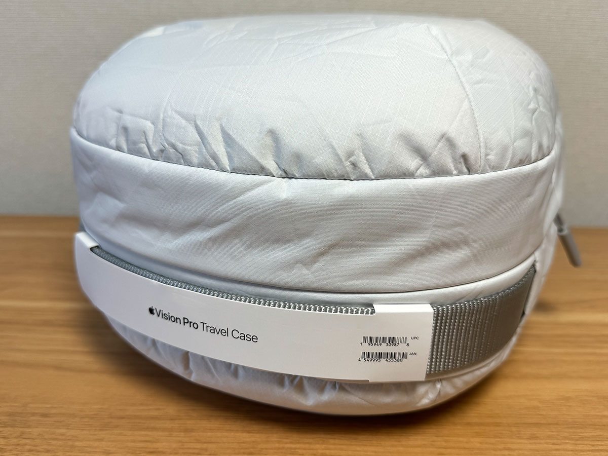 レビュー】Apple純正 Apple Vision Proトラベルケース | アイアリ