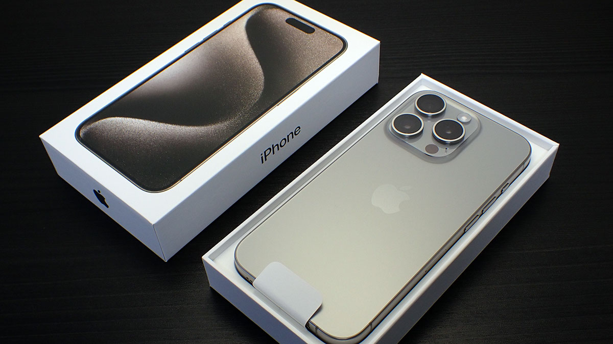 編集後記】iPhone 15 Proのナチュラルチタニウムを買いました | アイアリ