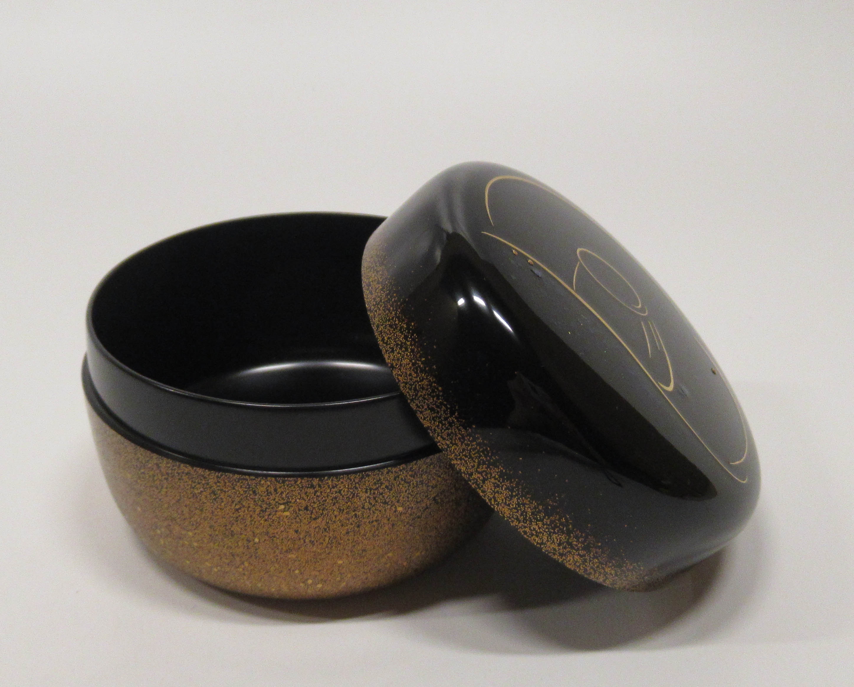 大場 松魚『 平文椿平棗』 | 漆作品 | 日経アート