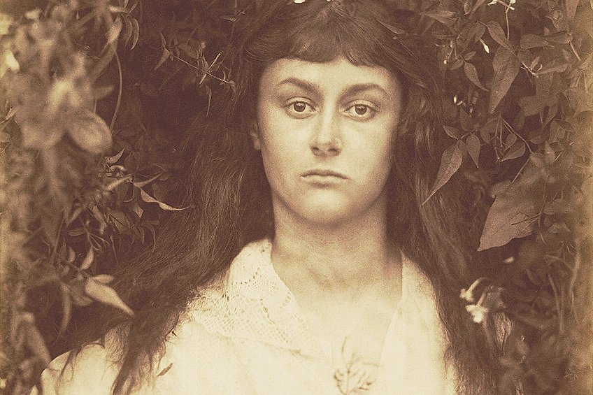 Julia Margaret Cameron - Pioneering Portraitist of the Victorian Era