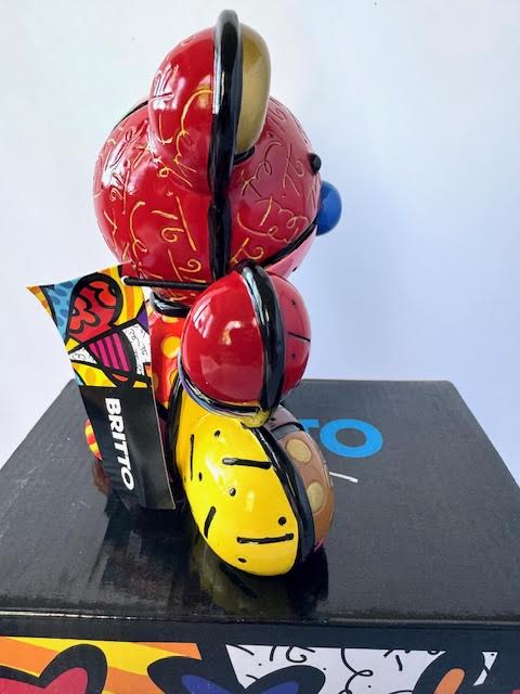 Britto Limited Edition Bear Figurine: LOVE - Artreco