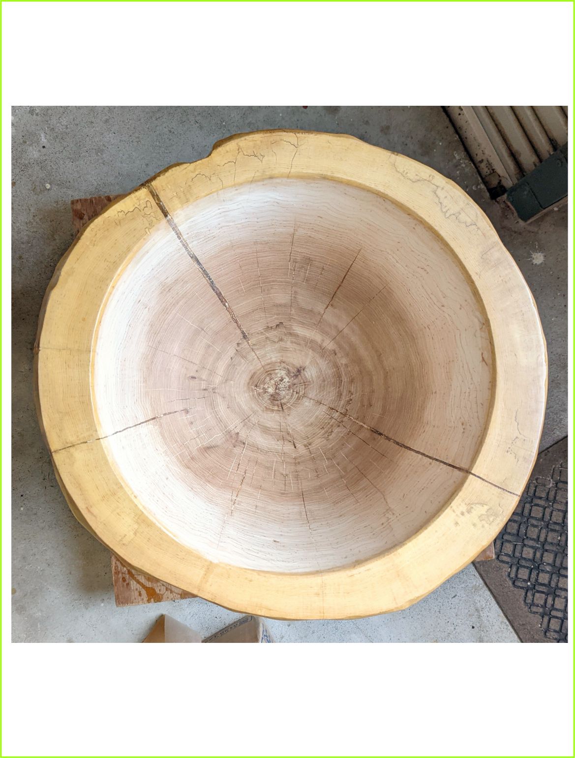 餅つき臼・杵(うす・きね)・餅臼B級品 | 有限会社 阿波銘木