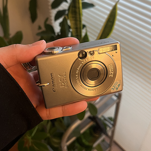 不完全だからこそ心に残る。「オールドコンデジ」のおすすめ機種と