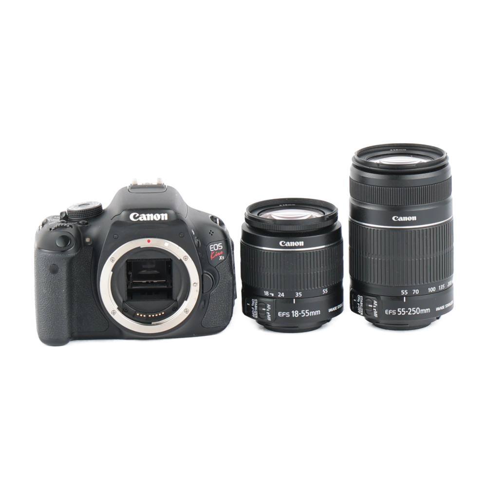 EOS Kiss X3 + EF-S 18-55mm F3.5-5.6 IS ｜ atcamera