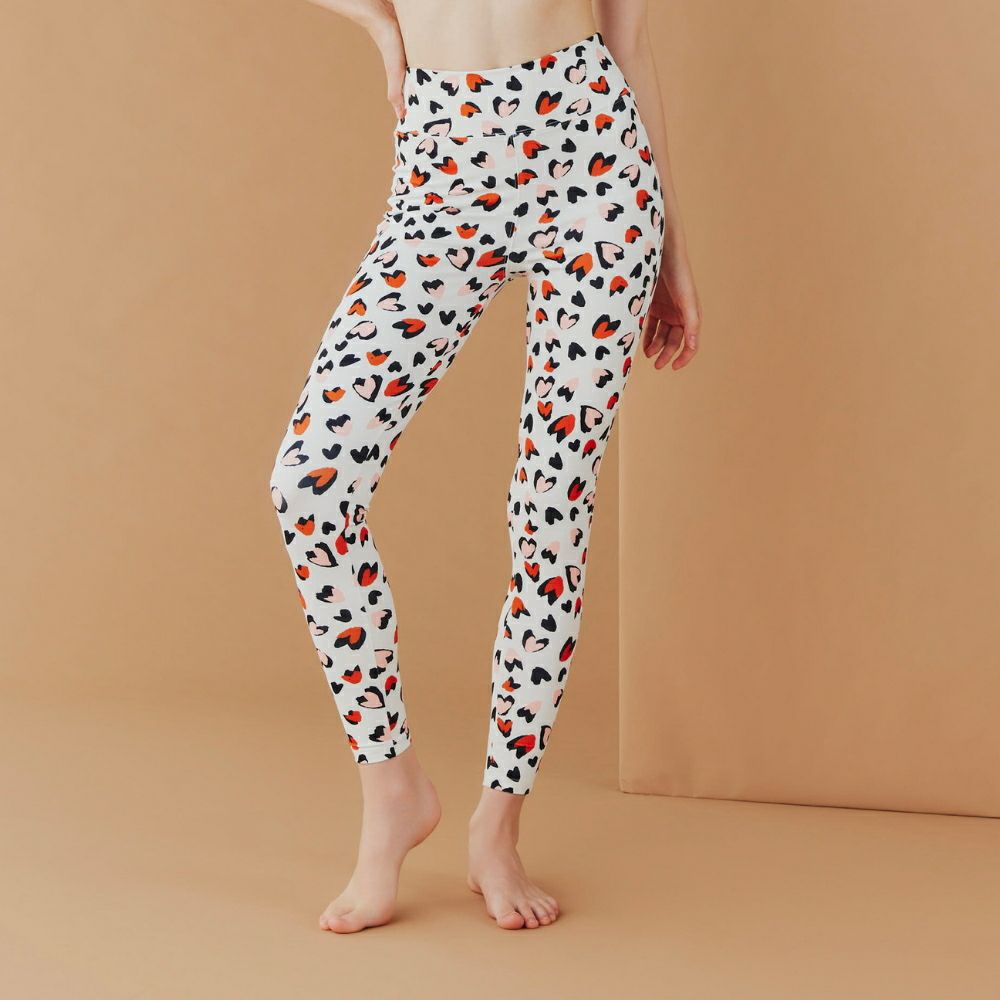 SALE】【emmi（エミ）】オリジナルフラワー柄トップス｜LITHEE YOGA