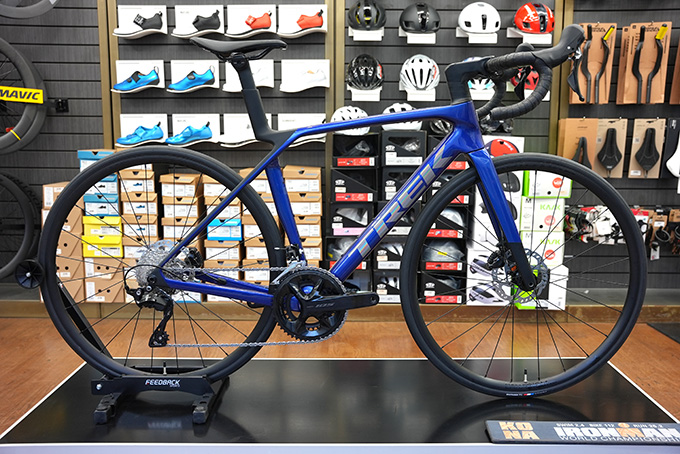 TREK MADONE SL5 GEN8 Hex Blue | トライアスロンのことならアスリート