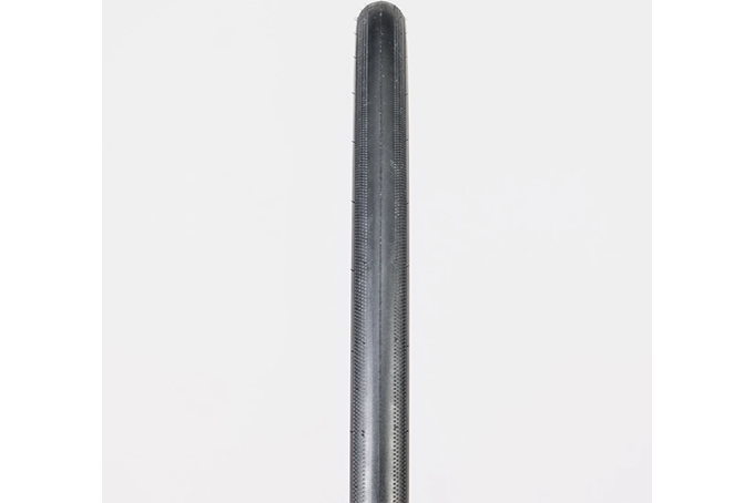 Bontrager R3 Hard-Case Lite クリンチャータイヤ | トライアスロンの