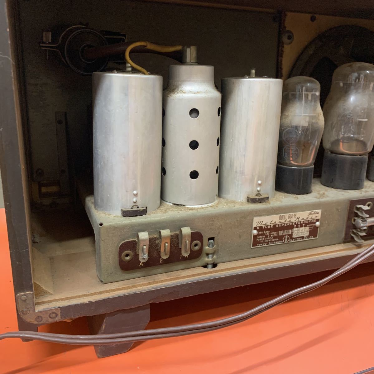 ジャンク】マツダ 東芝 TOSHIBA 真空管ラジオ 6UA-16 昭和レトロ 当時