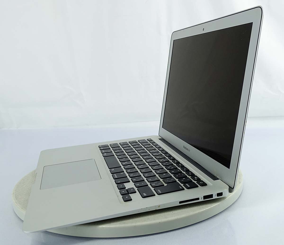 部品取りに ジャンク マザーボード無し Apple MacBook Air 13インチ