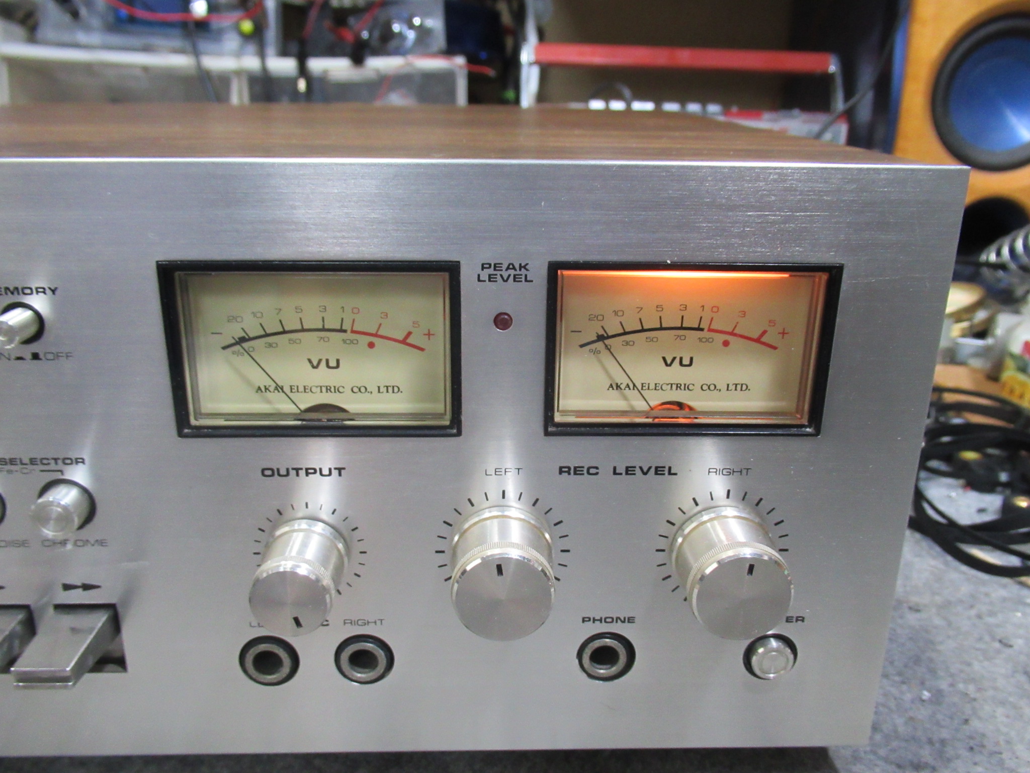 AKAI GXC-710D メーターランプ交換ほか – Audiolife － Enjoy your