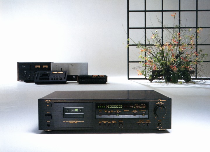Nakamichi CR-30の仕様 ナカミチ