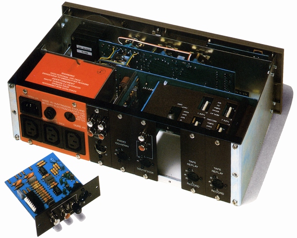 QUAD 44の仕様 クォード