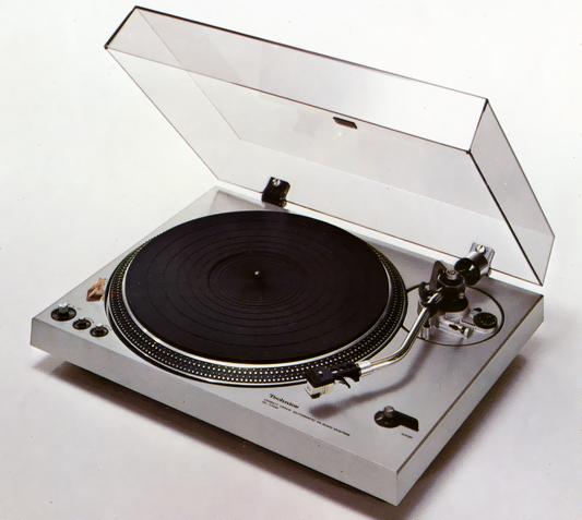 Technics テクニクス SL-1700 動作品 ターンテーブル Technics SL-1700