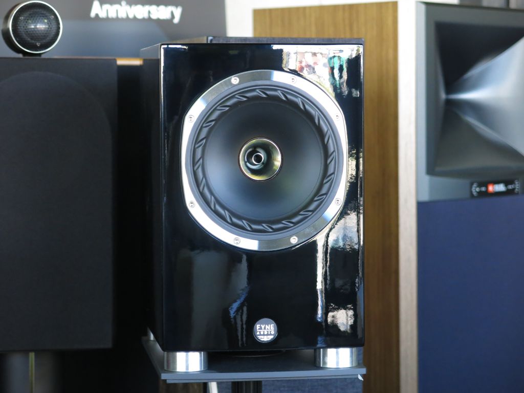 展示品：FYNE AUDIO スピーカー F500SP(ピアノグロスブラック