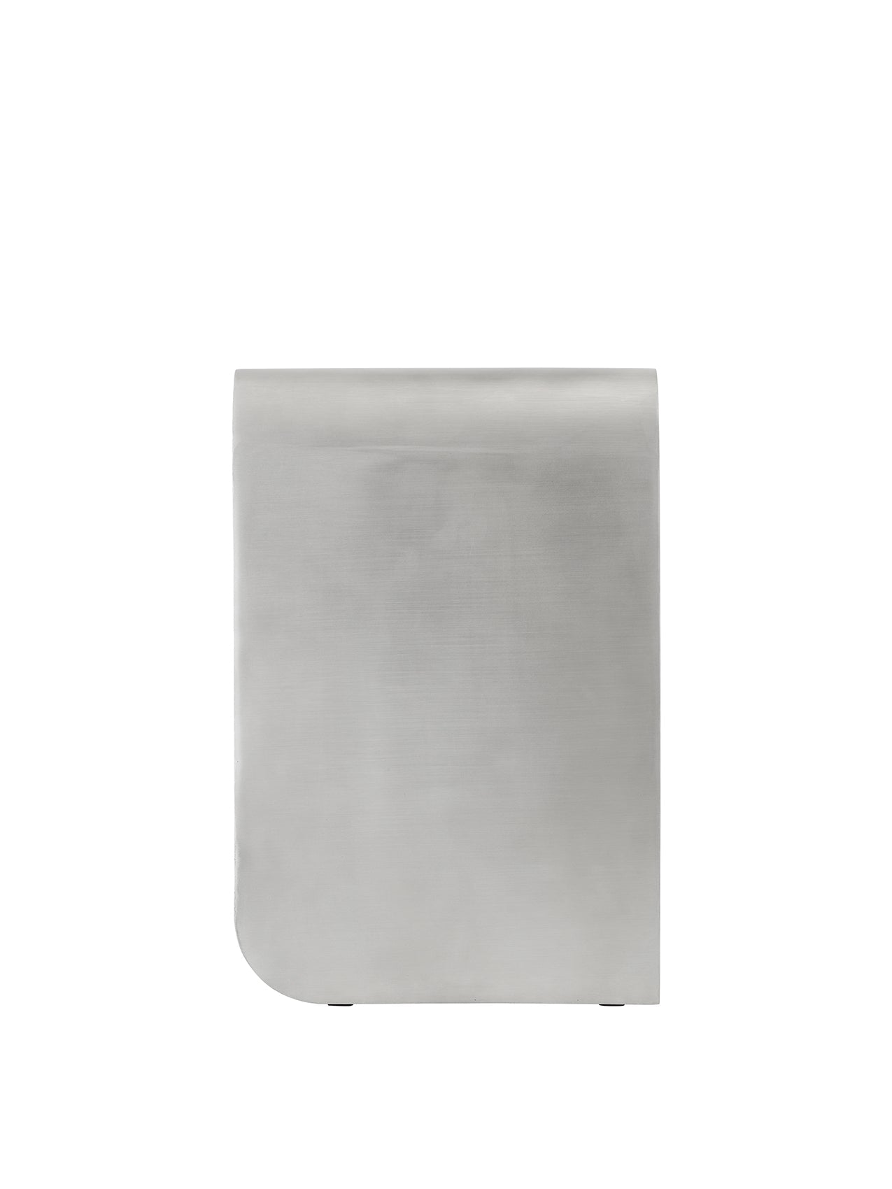 Volumeサイドテーブル ｜Ted Synnot［テッド・シノー］｜Audo ［オドー