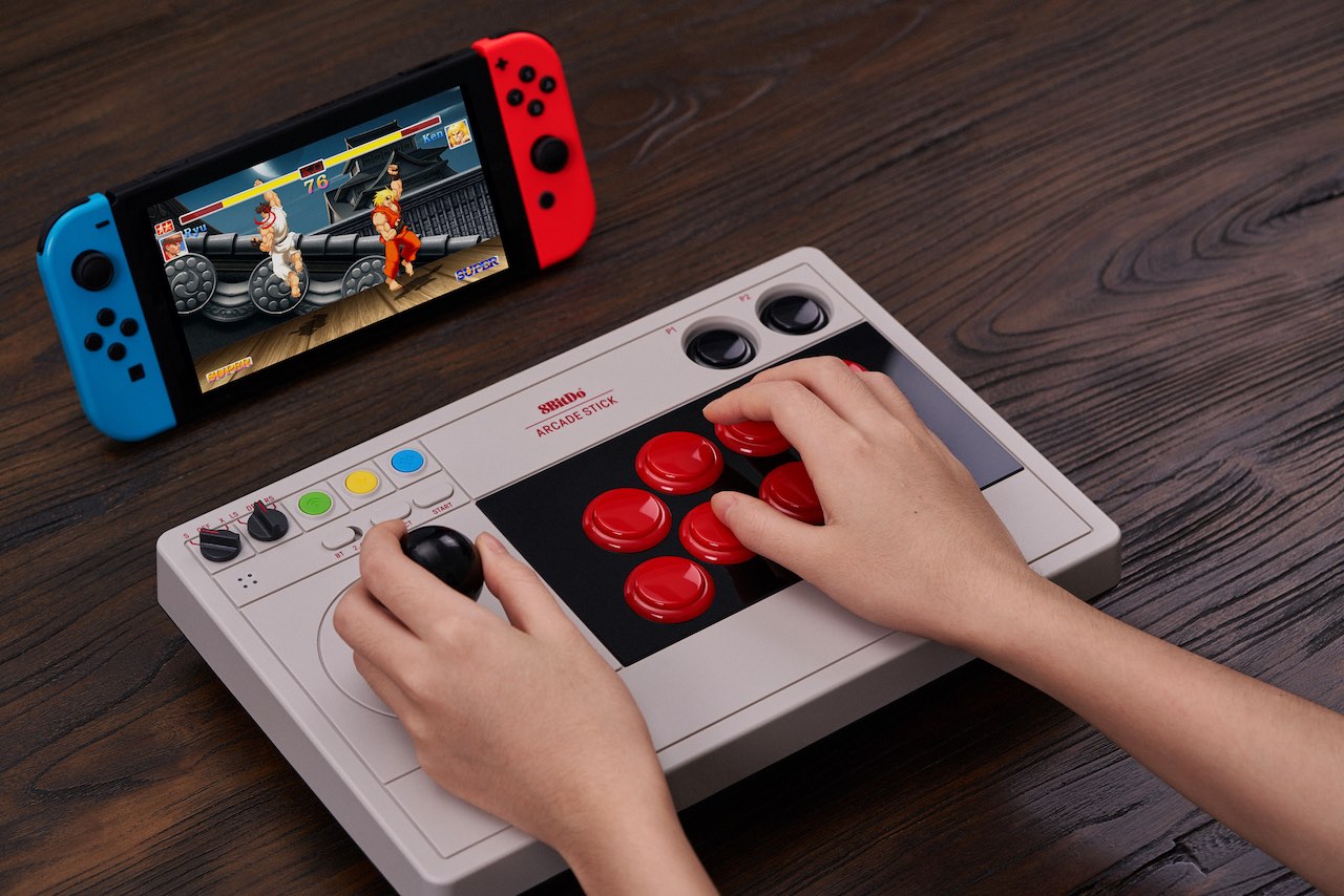 Nintendo Switch/PC対応アーケードスティック「8BitDo Arcade Stick