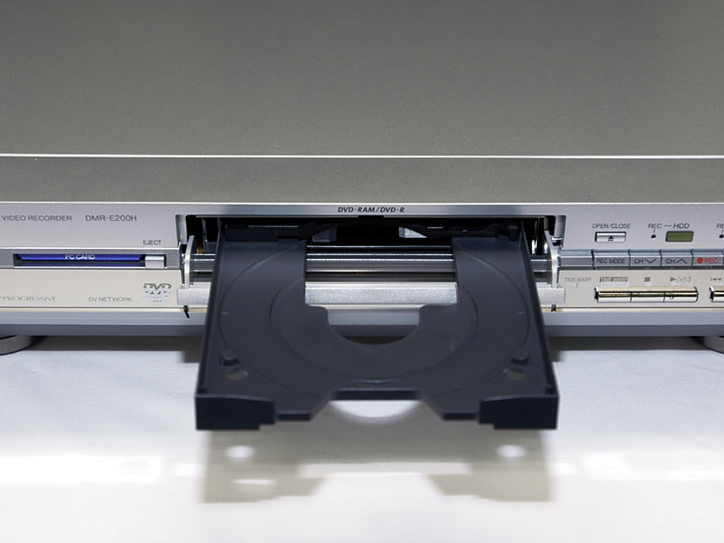 松下、ネットワーク/EPG対応のDIGA最上位モデル「DMR-E200H」