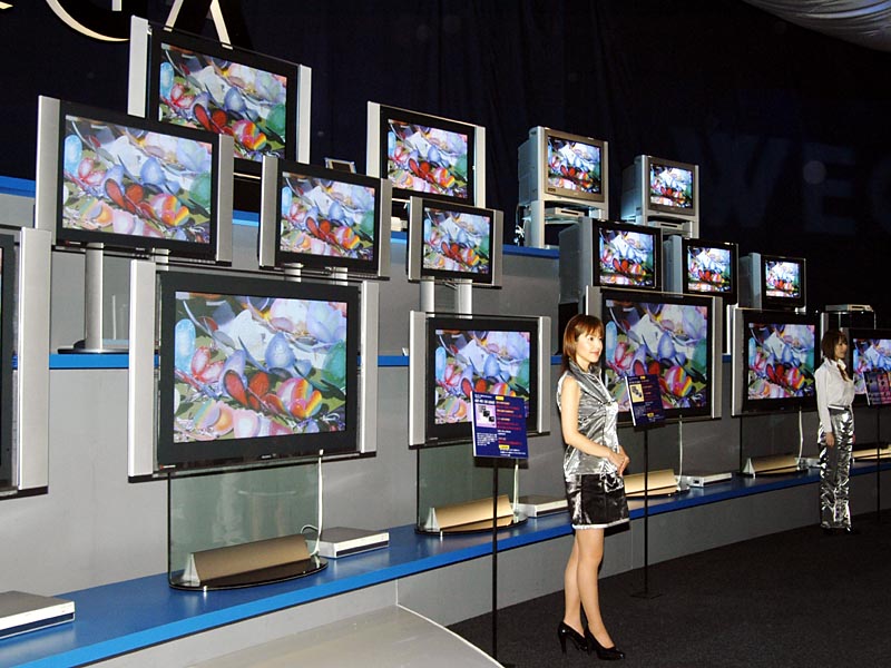 ソニー、地上デジタルチューナ搭載の新「プラズマベガ」