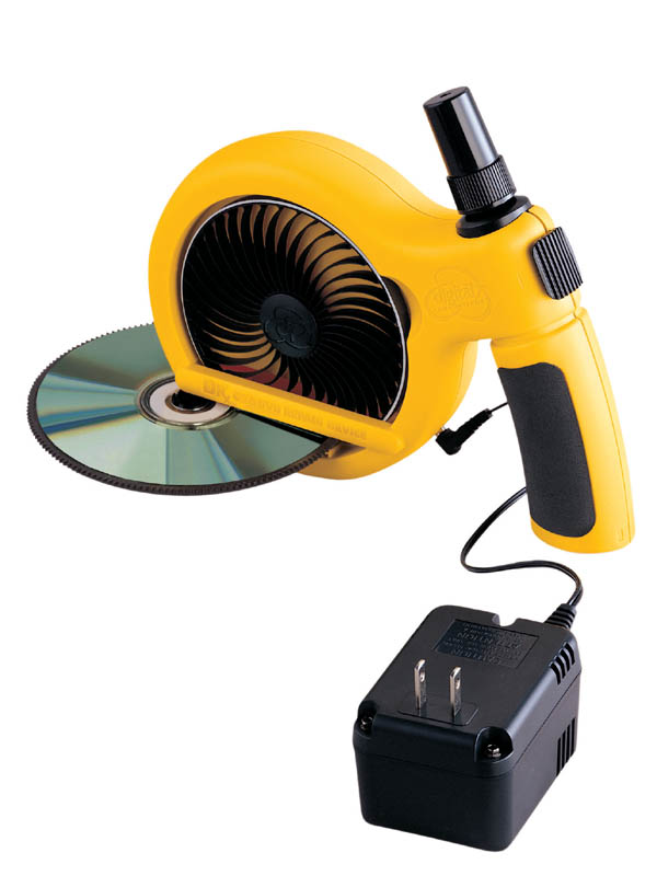 ランドポート、CD/DVDの傷を修復する「電動スキップドクター」