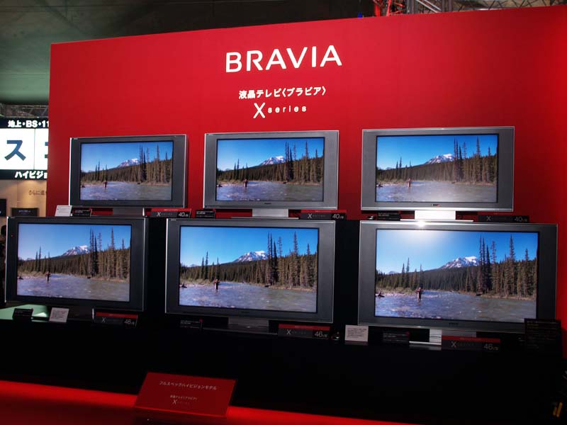 ソニー、フルHD対応モデルなど液晶「ブラビア」3シリーズ