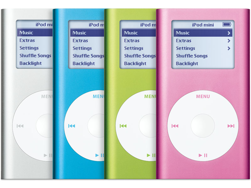 アップル、18時間のバッテリ駆動が可能になった新「iPod mini」