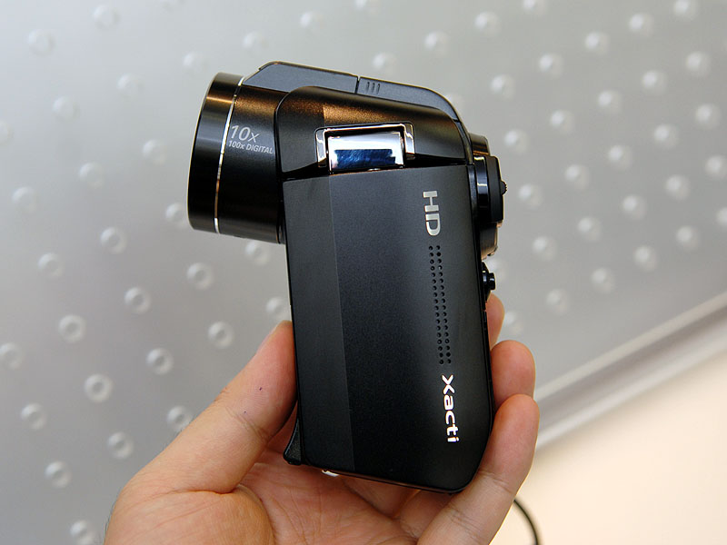 三洋、フルHD/MPEG-4 AVC録画が可能な新「Xacti」