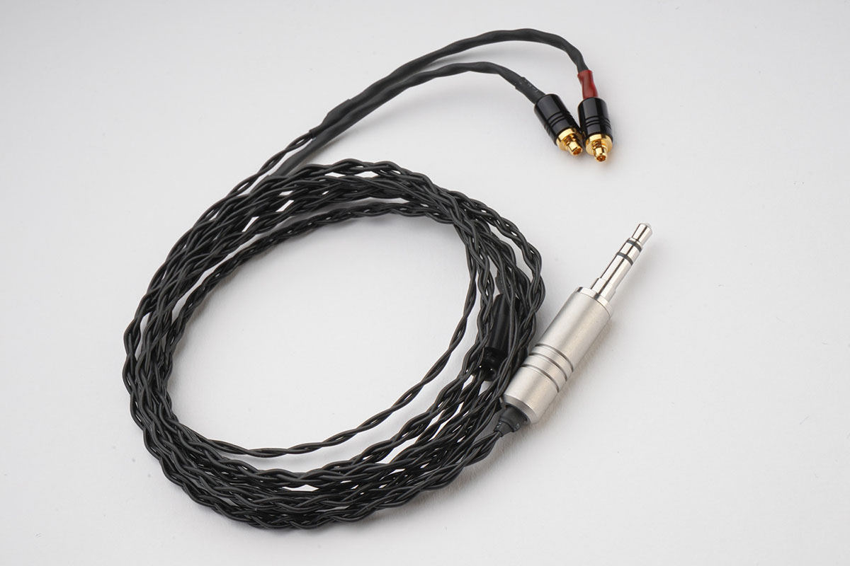 e☆イヤホン、音質と耐久性を追求したイヤフォンケーブル - AV Watch