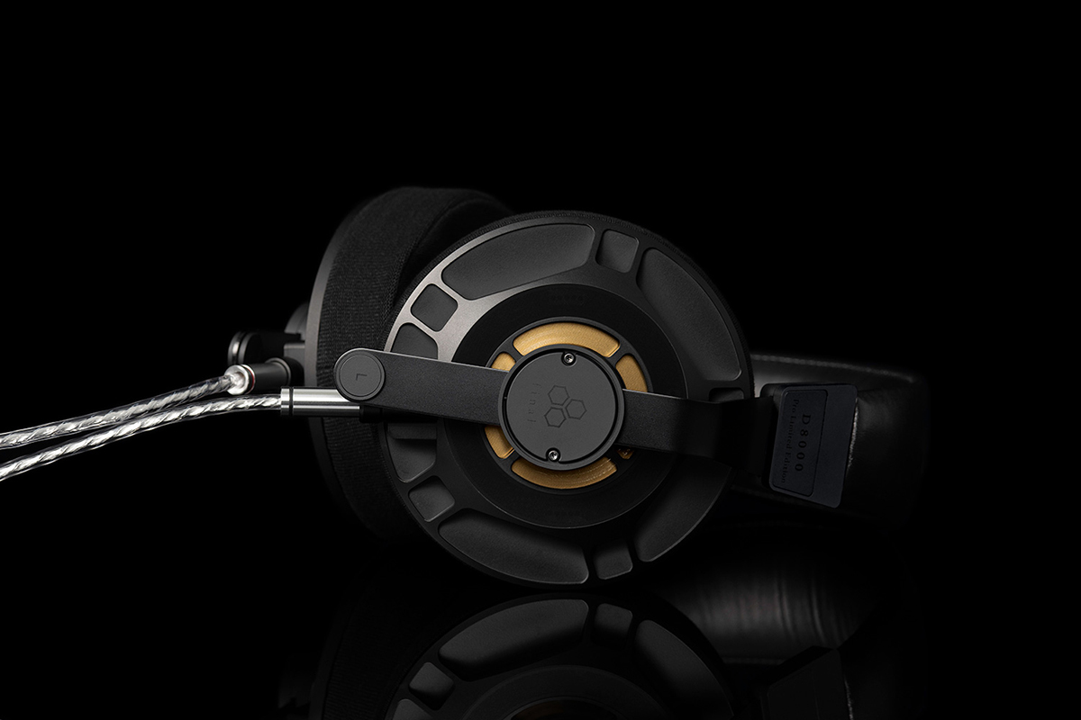 final、約60万円の「D8000 Pro Limited Edition」。国内80台 - AV Watch