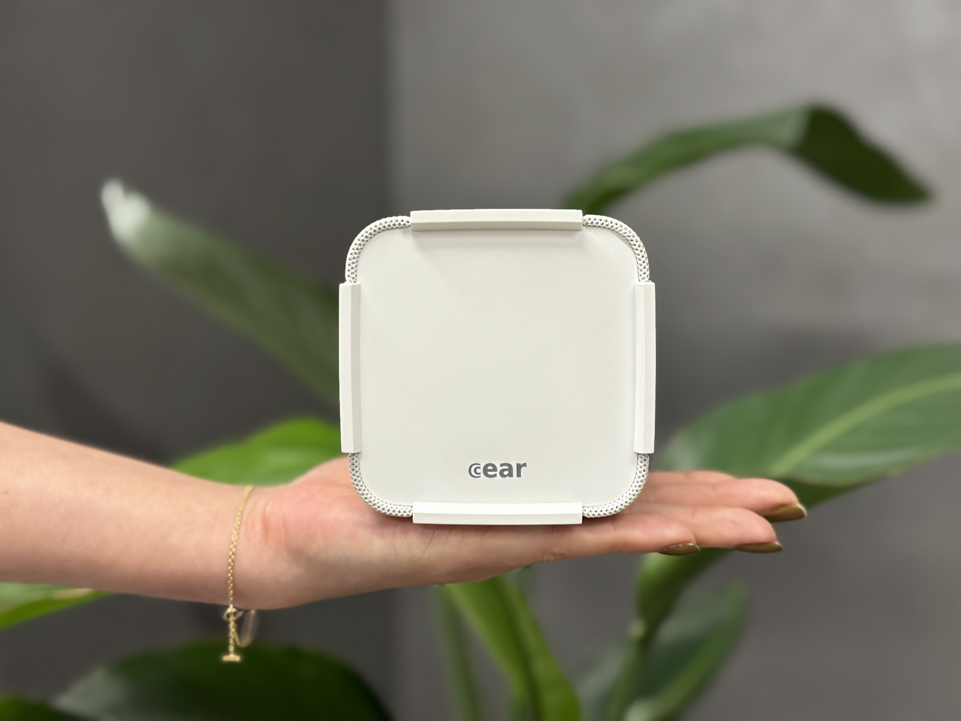 シーイヤーの立体音響スピーカー「Cear pavé」がAmazonで販売開始 - AV