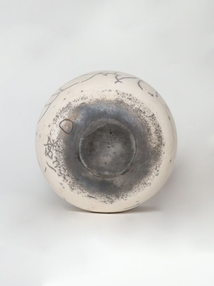 MINSK POT 26 ミンスク ベース 26cm パールホワイト｜おしゃれな鉢