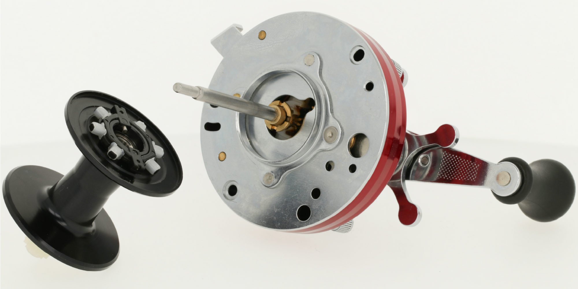 ABU Ambassadeur 6500C ウルトラキャスト用 【全7色】｜Fishing Tools