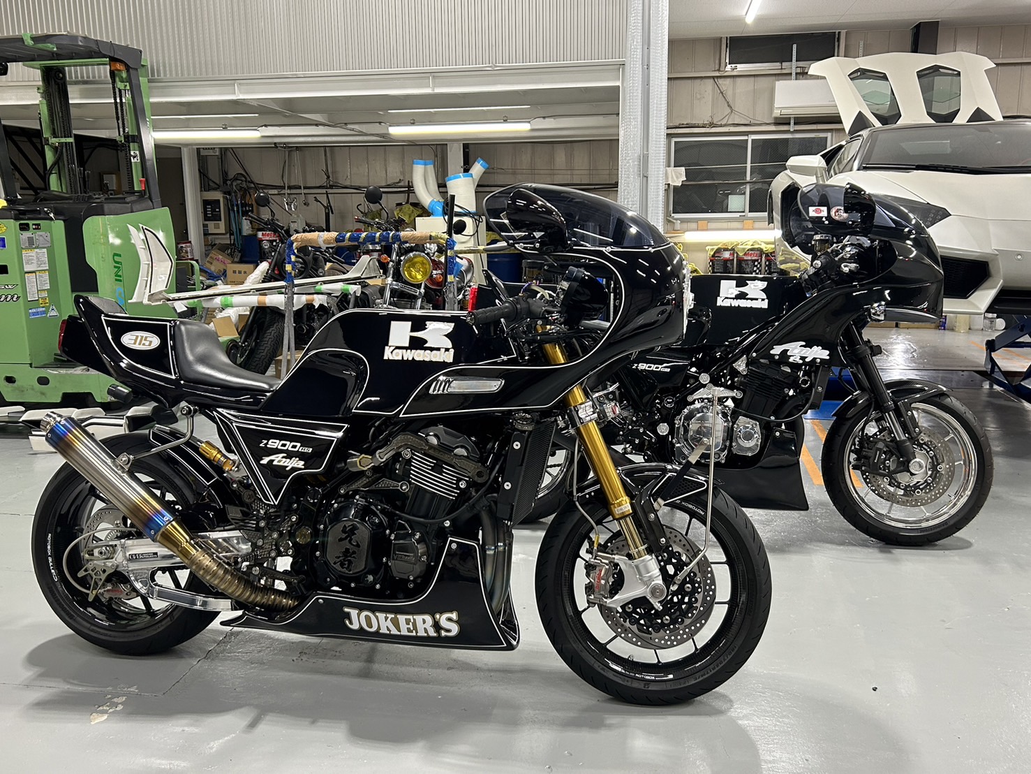 競技用バランスバイク、日本未入荷】bike8 黒/銀モデル 競技用バランス