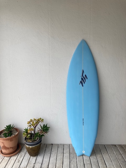 YU Surfboards | axes surfrage