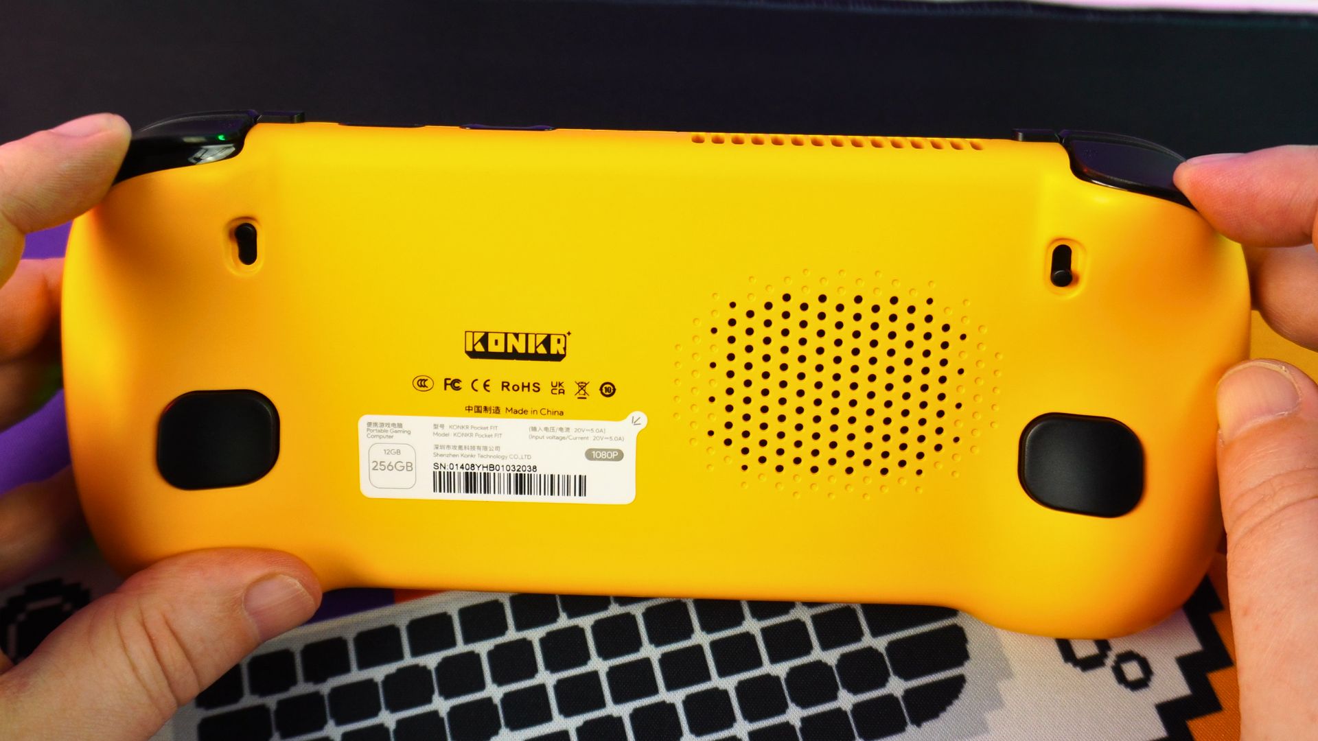 KONKR Pocket FITのレビュー - 予算内で最高のパフォーマンス - AYANEO