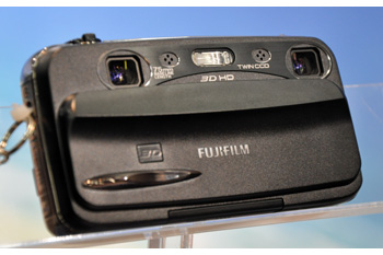 3DでHD動画も！ 富士フイルムのデジカメ「FinePix REAL 3D W3」 - BCN＋R